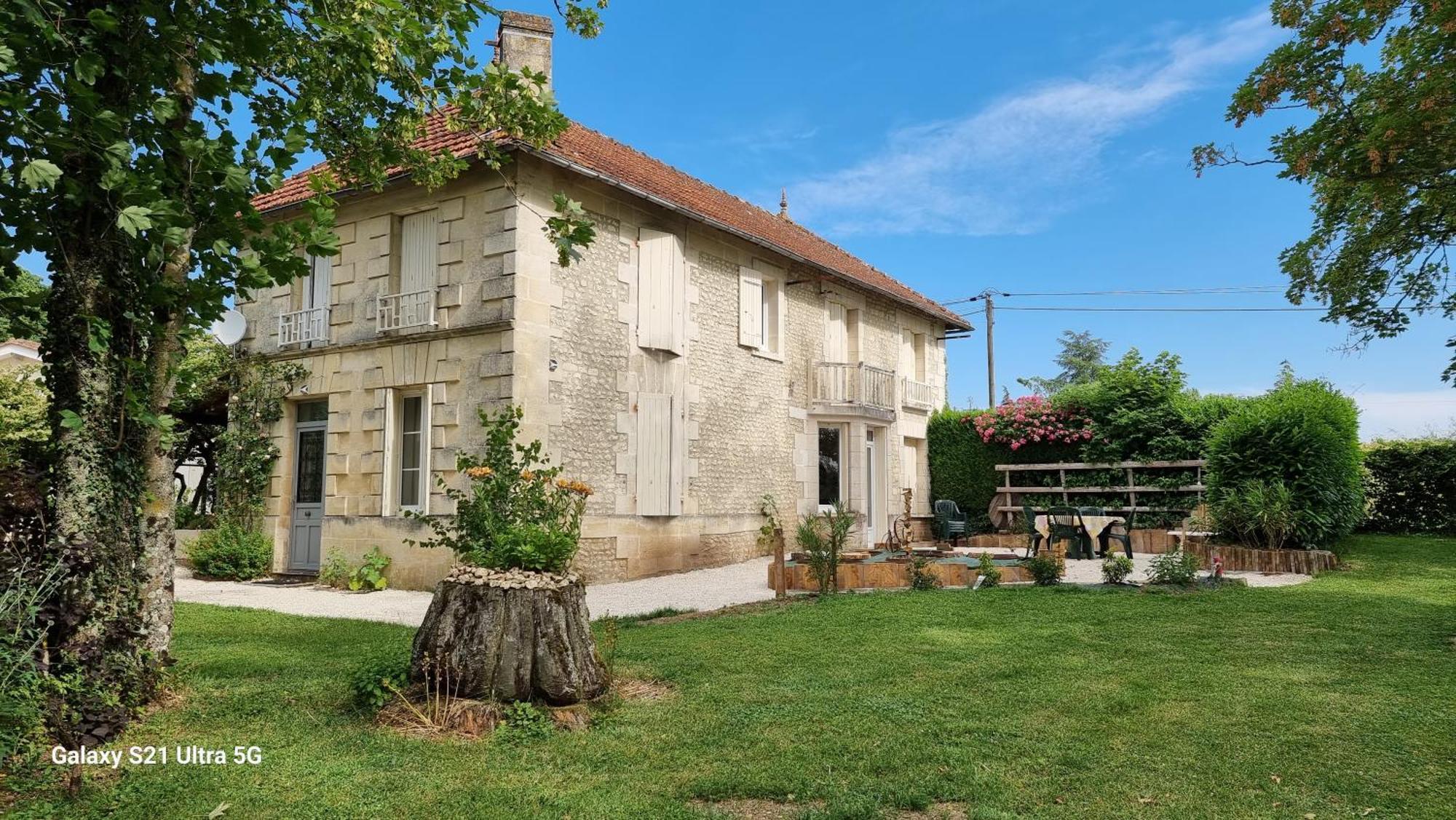Logis De Pagnolet Villa Ozillac Exterior photo